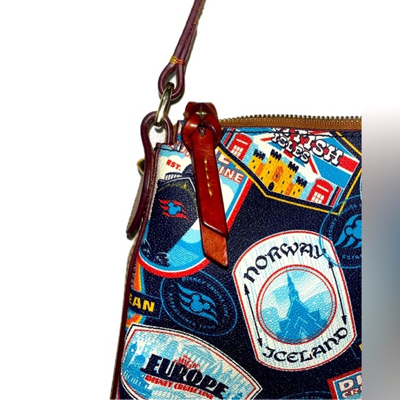 FINAL PRICE Dooney & Bourke Disney Cruise Line Europe 2018 Crossbody - Picture 10 of 16